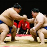 L’intensité et l’intrigue de la lutte sumo : moments forts du tournoi de printemps